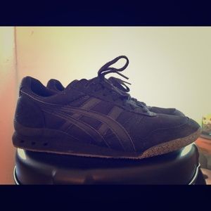 ONITSUKA TIGER By ASICS 🖤